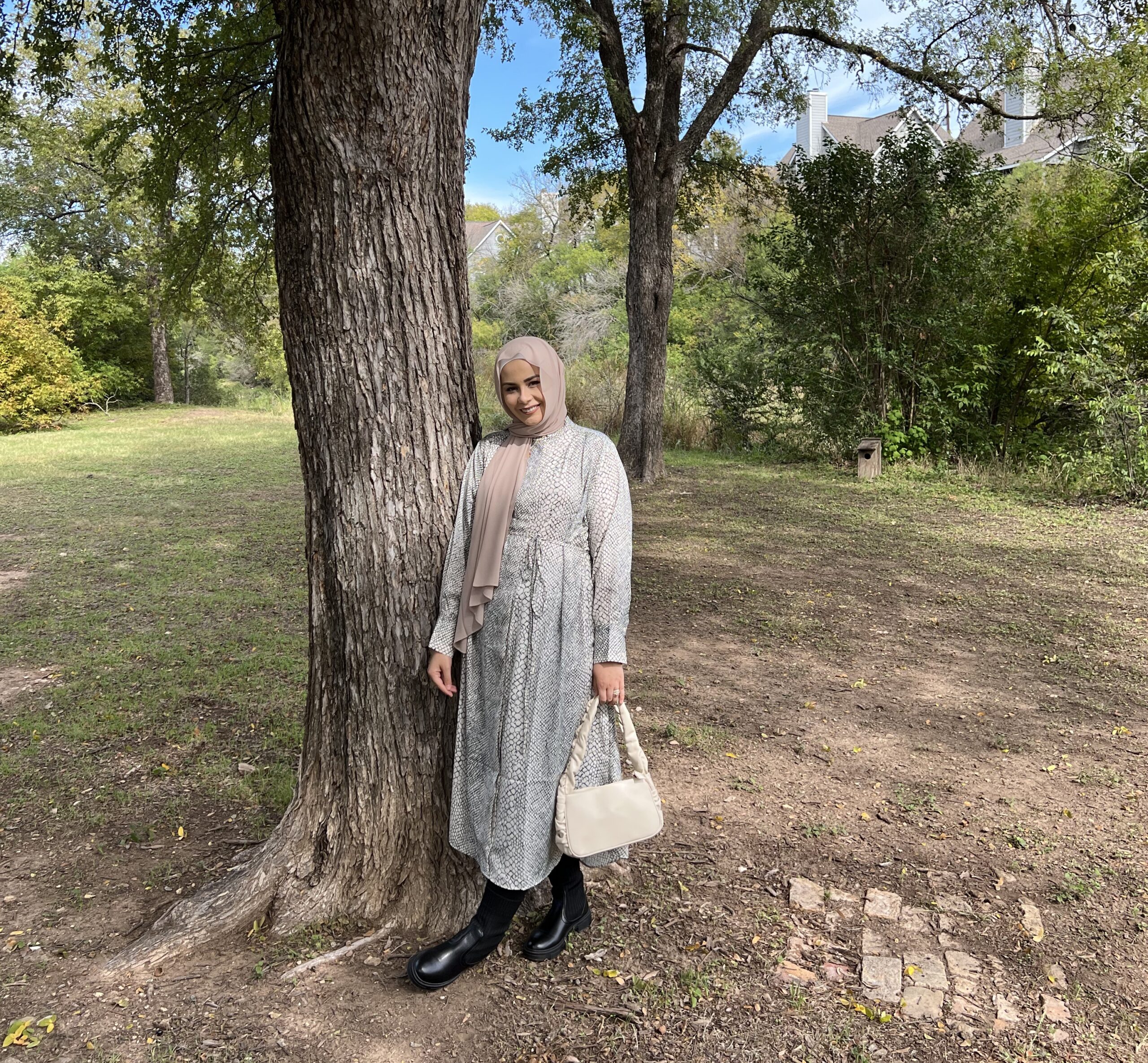 Read more about the article <strong>My Fall Hijab Outfit 2022</strong>